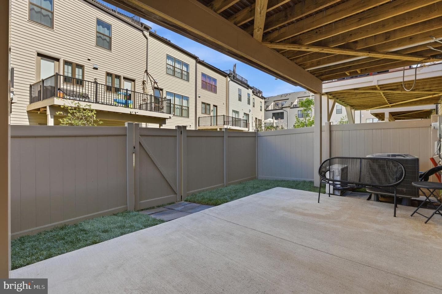 5517 Valmarana Way photo 39