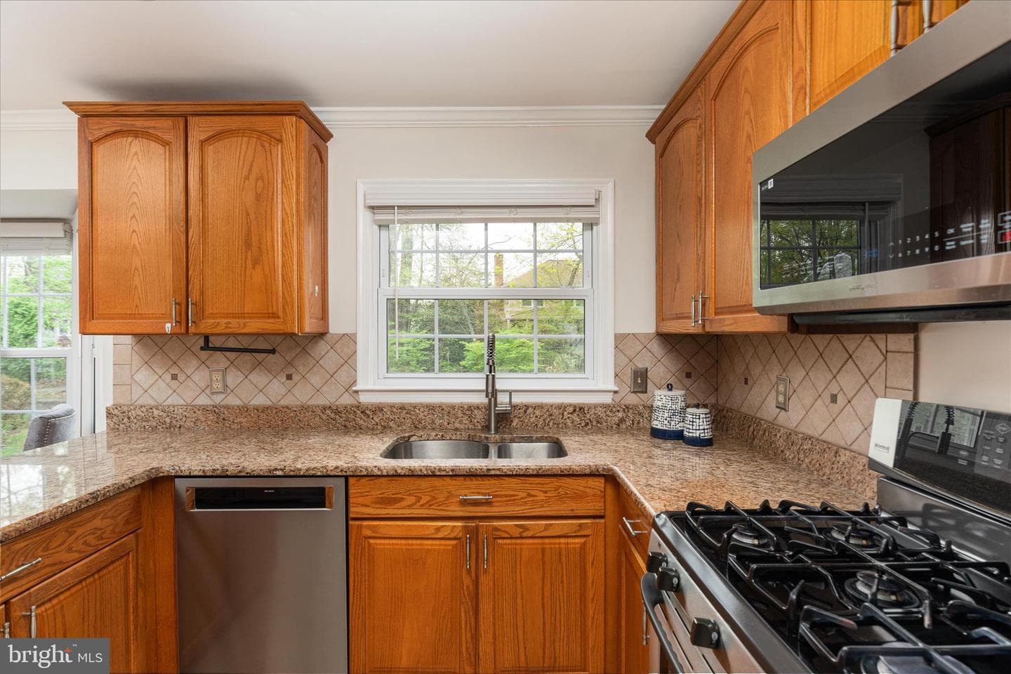 13113 Nestlewood Court photo 17