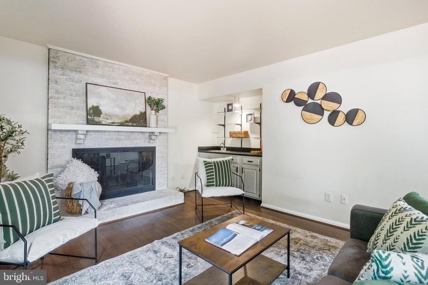 9202 Dorothy Lane photo 14