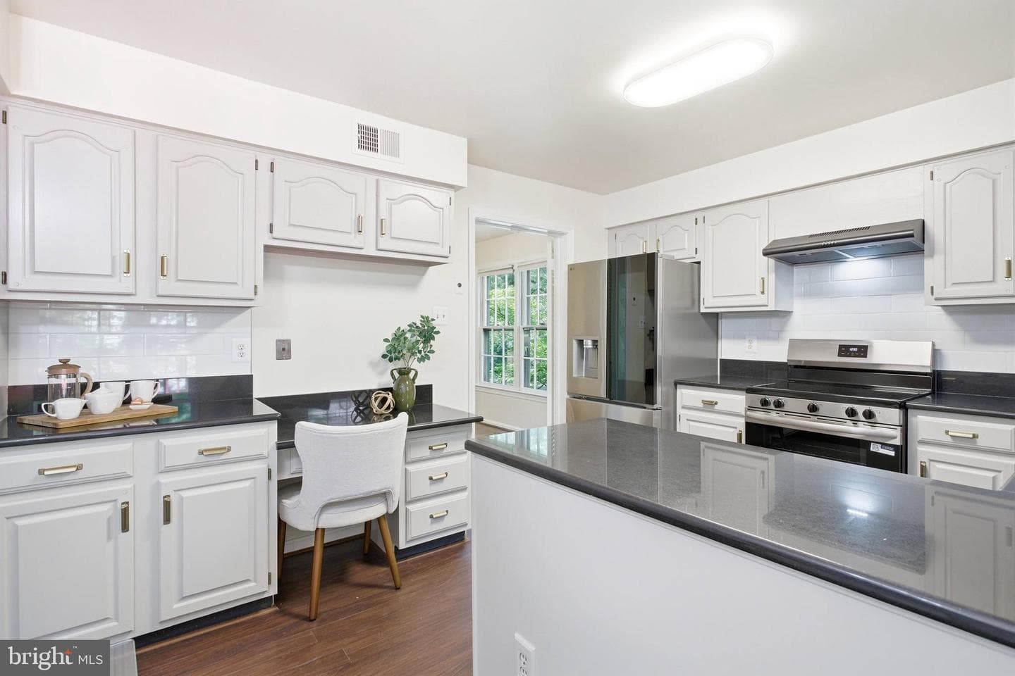 9202 Dorothy Lane photo 19