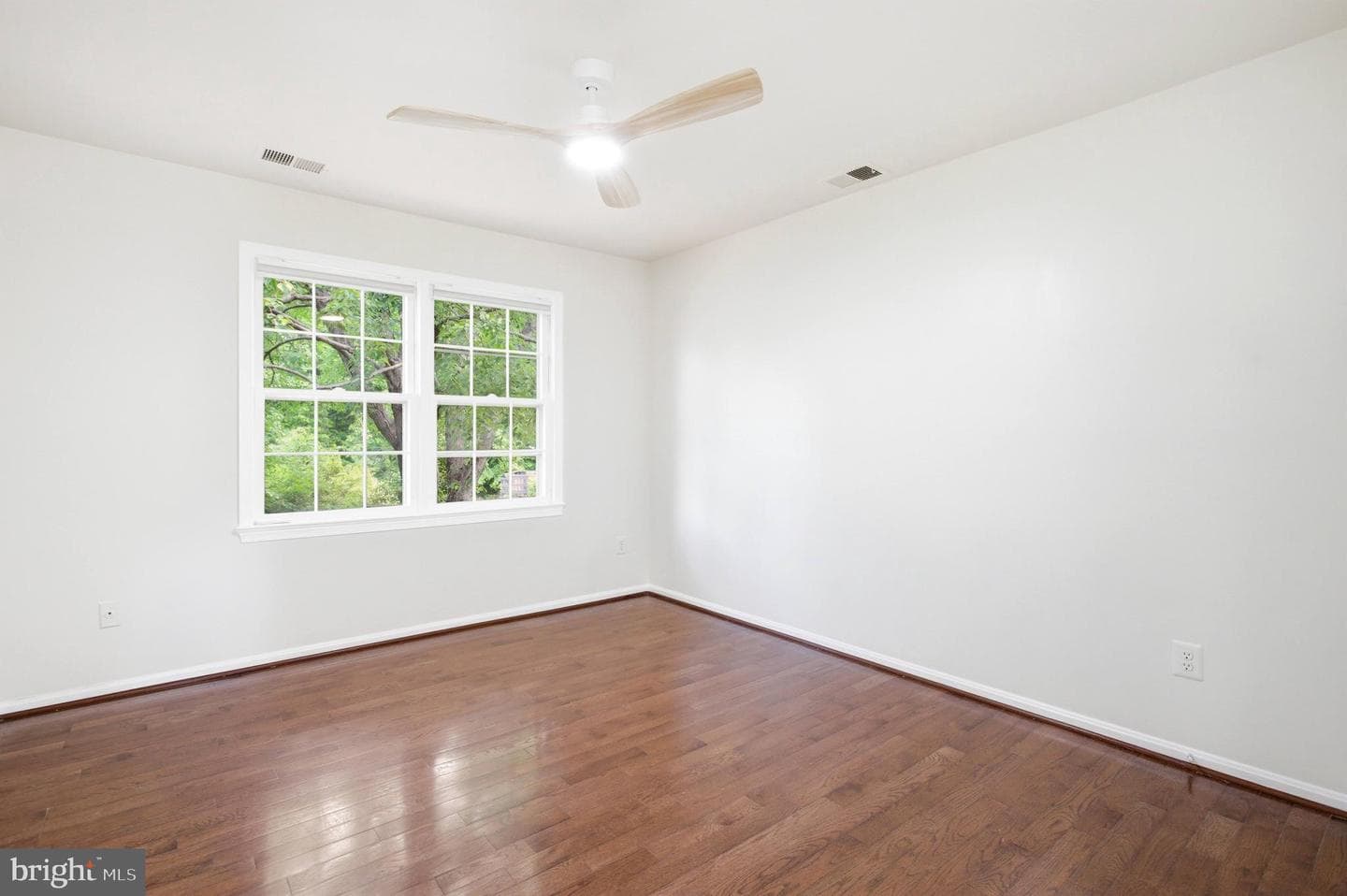 9202 Dorothy Lane photo 42