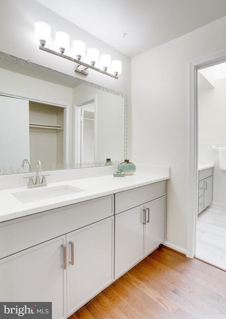 9202 Dorothy Lane photo 48