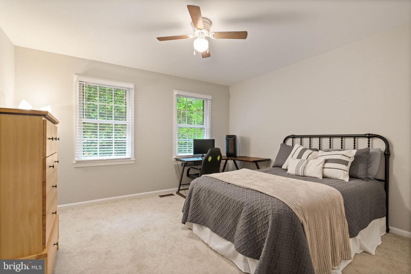 11810 Clara Way photo 32