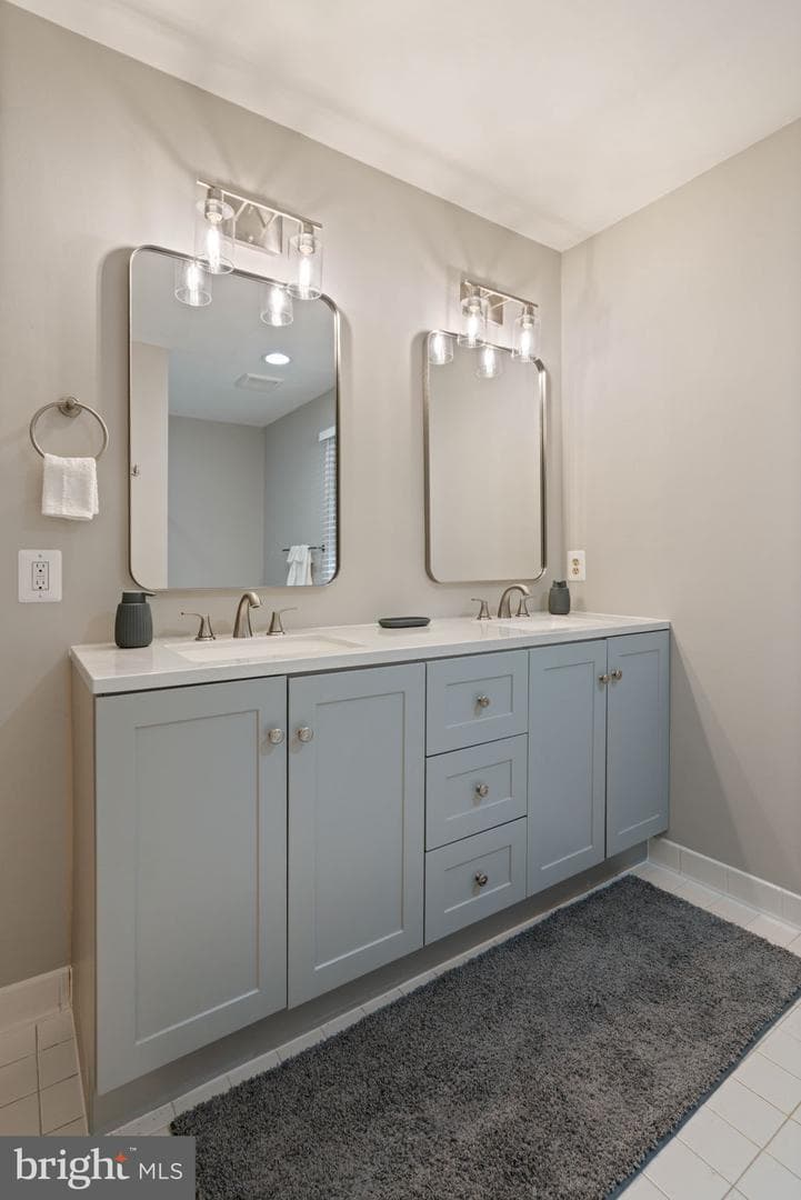 11810 Clara Way photo 36