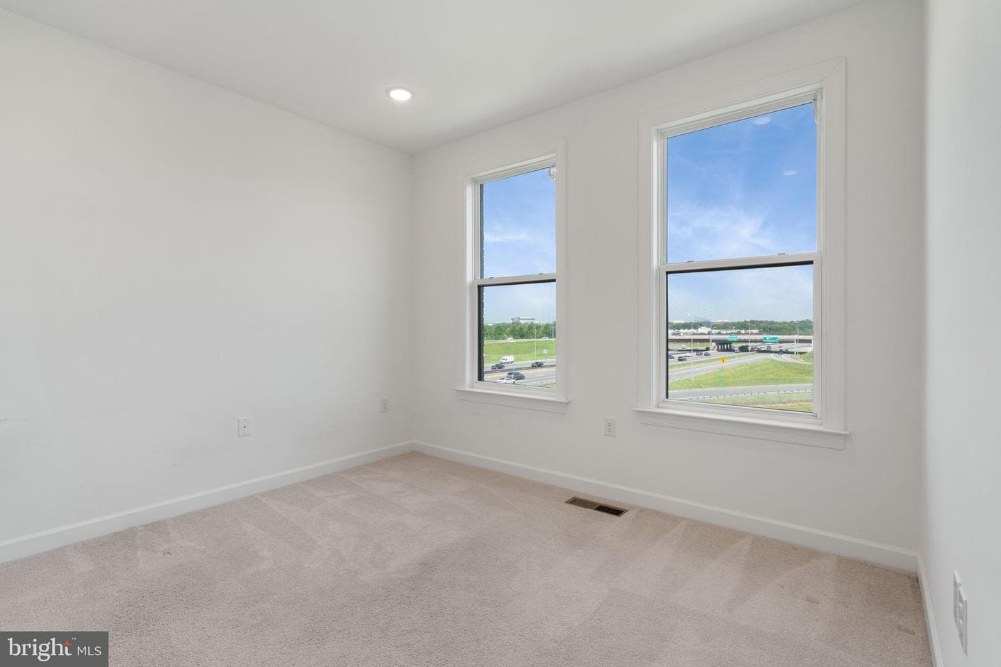 14350 Yesler Avenue #4 photo 31