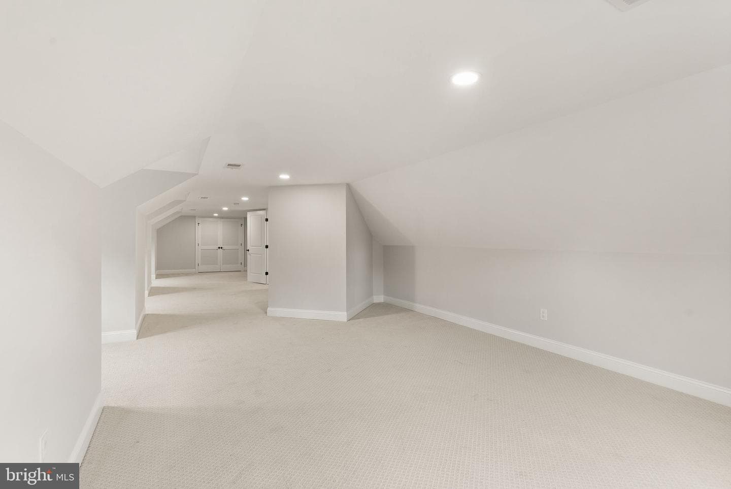 5125 Remington Drive photo 98
