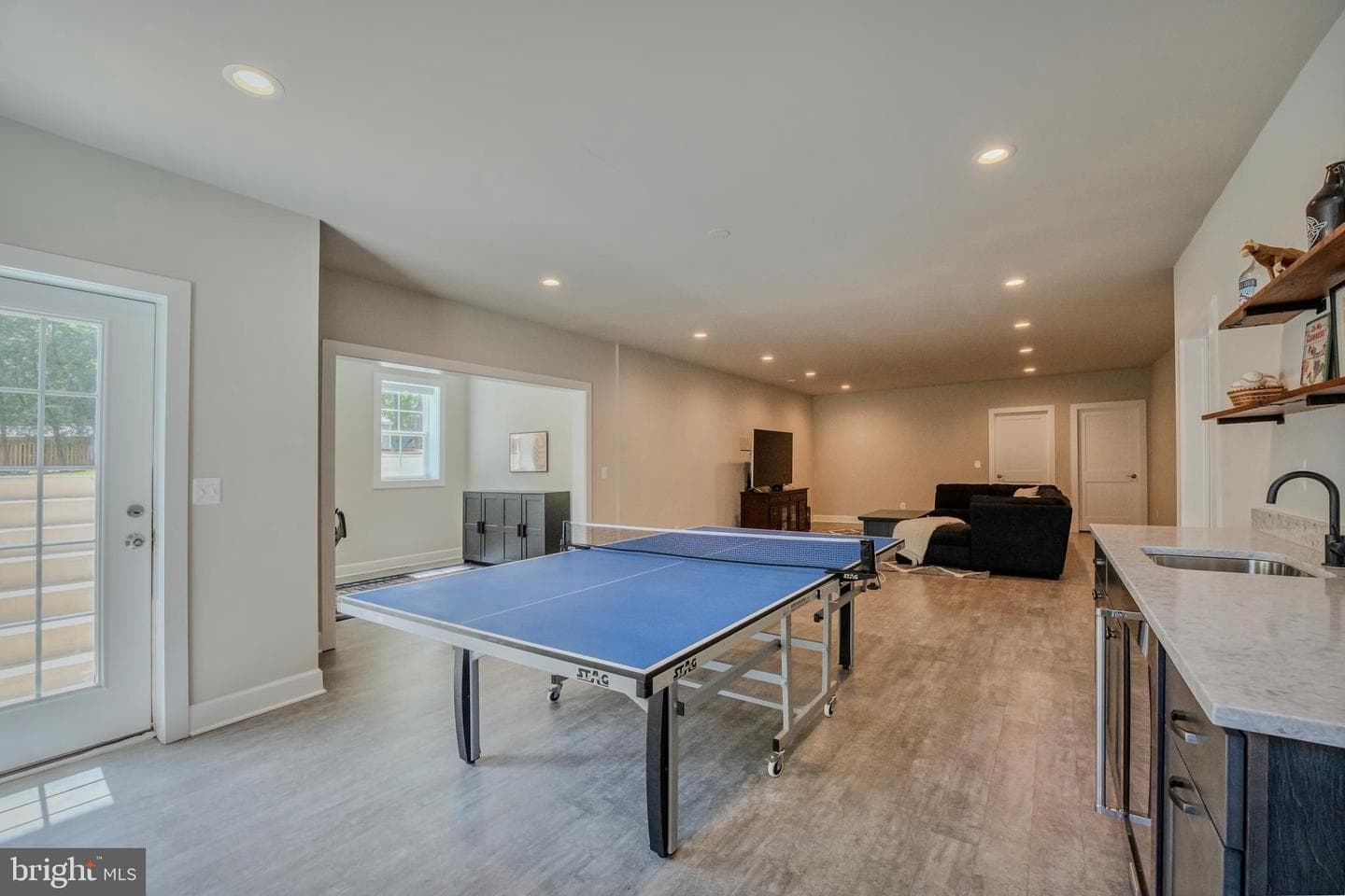 8611 Virginia Avenue photo 55