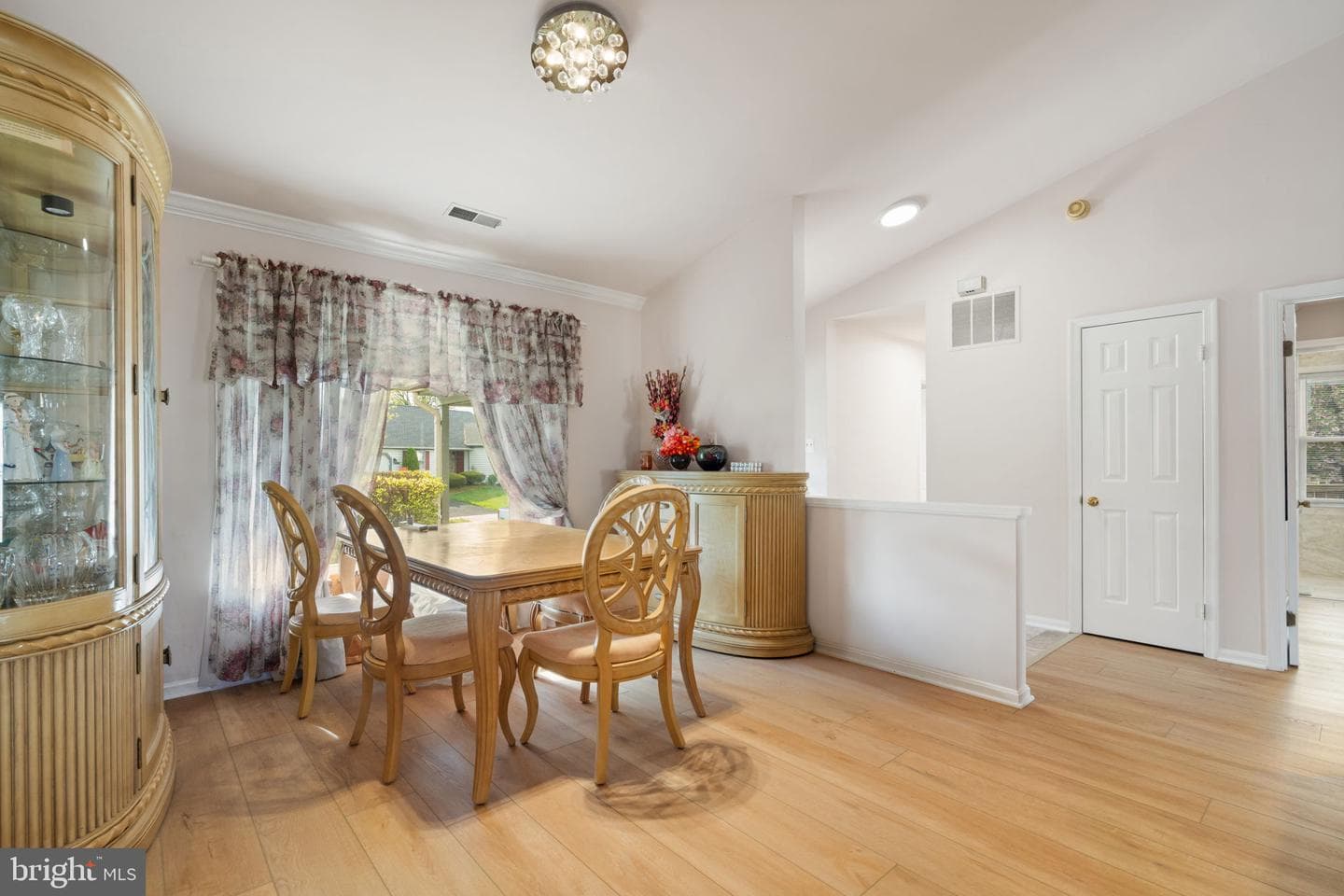 5406 Clubside Lane photo 33