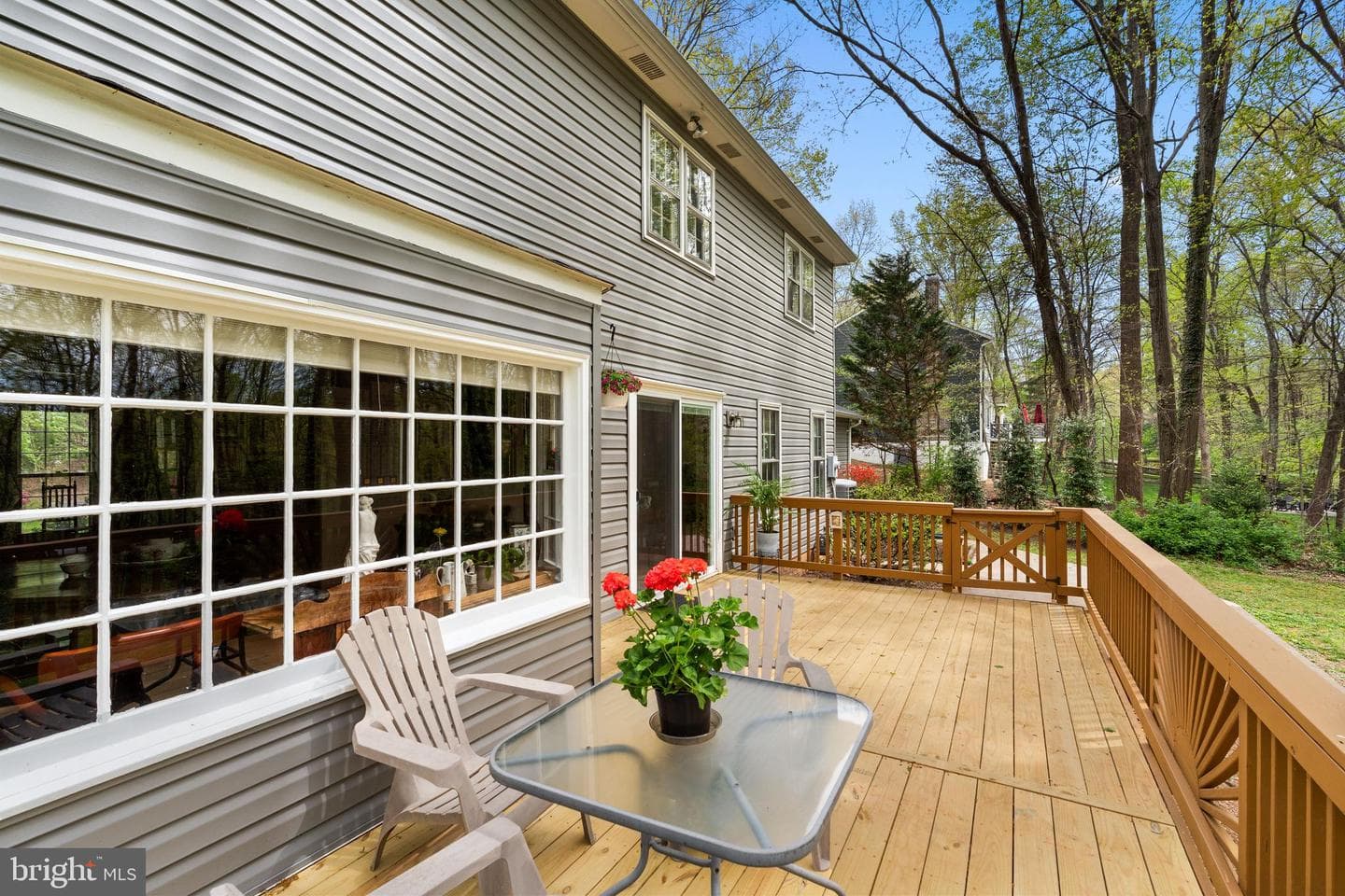 10505 Adel Road photo 29
