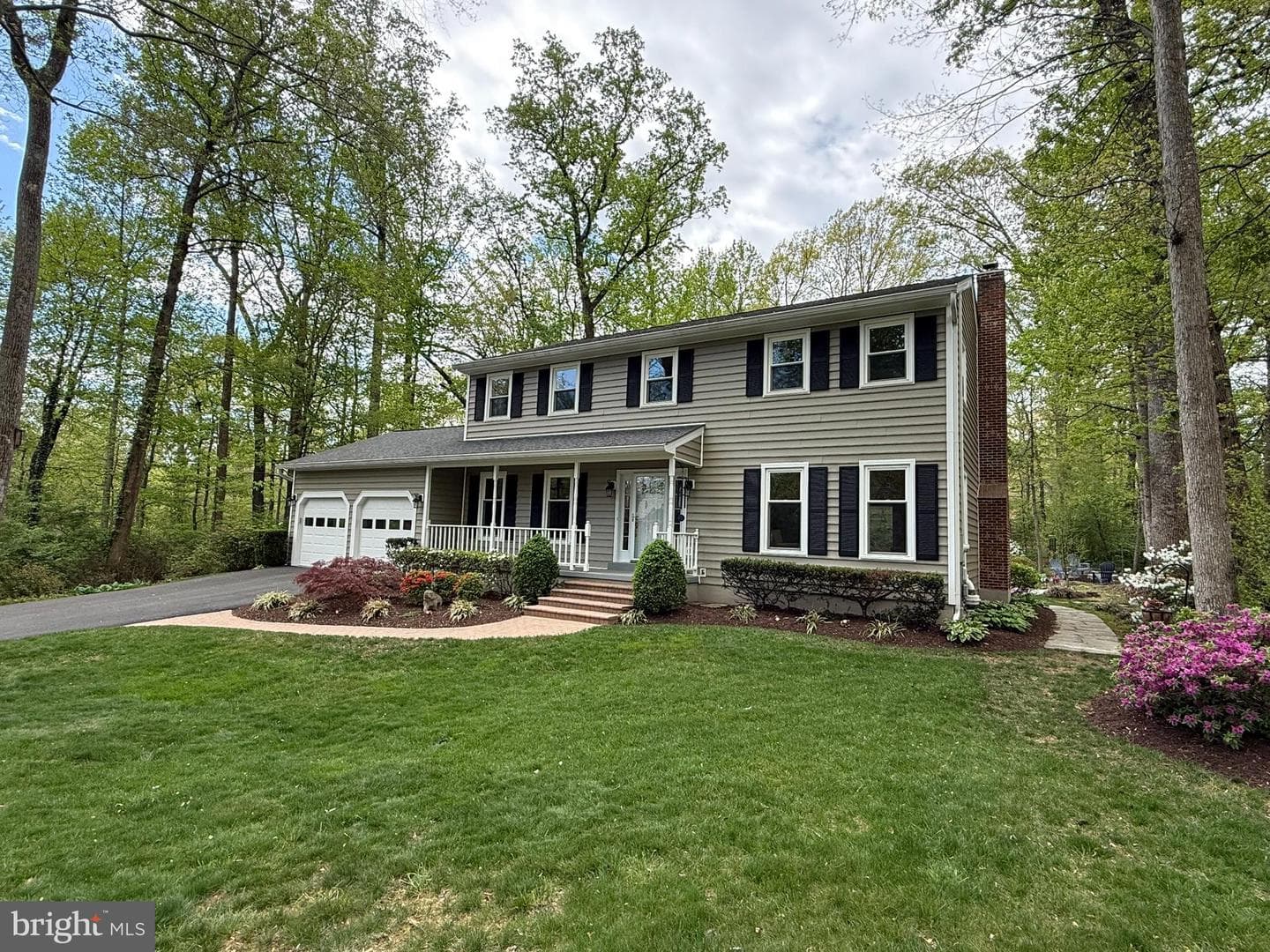 5810 Hall Street photo 6