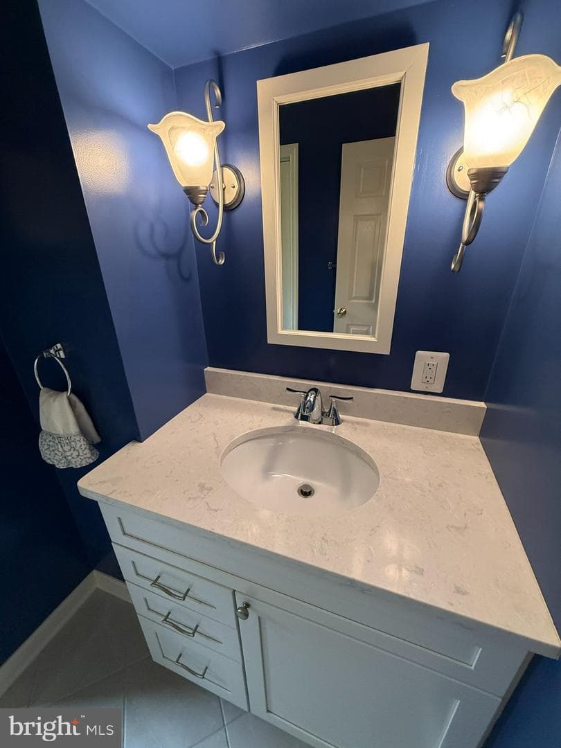 5810 Hall Street photo 61