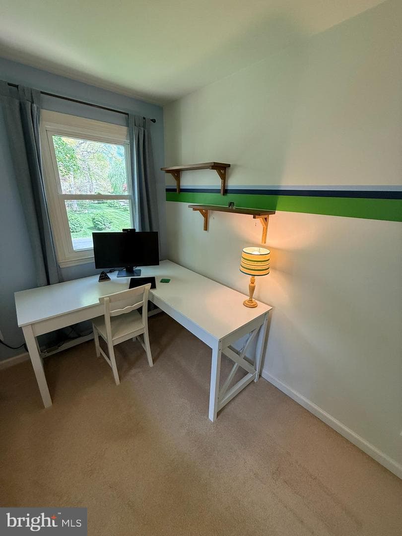 5810 Hall Street photo 72