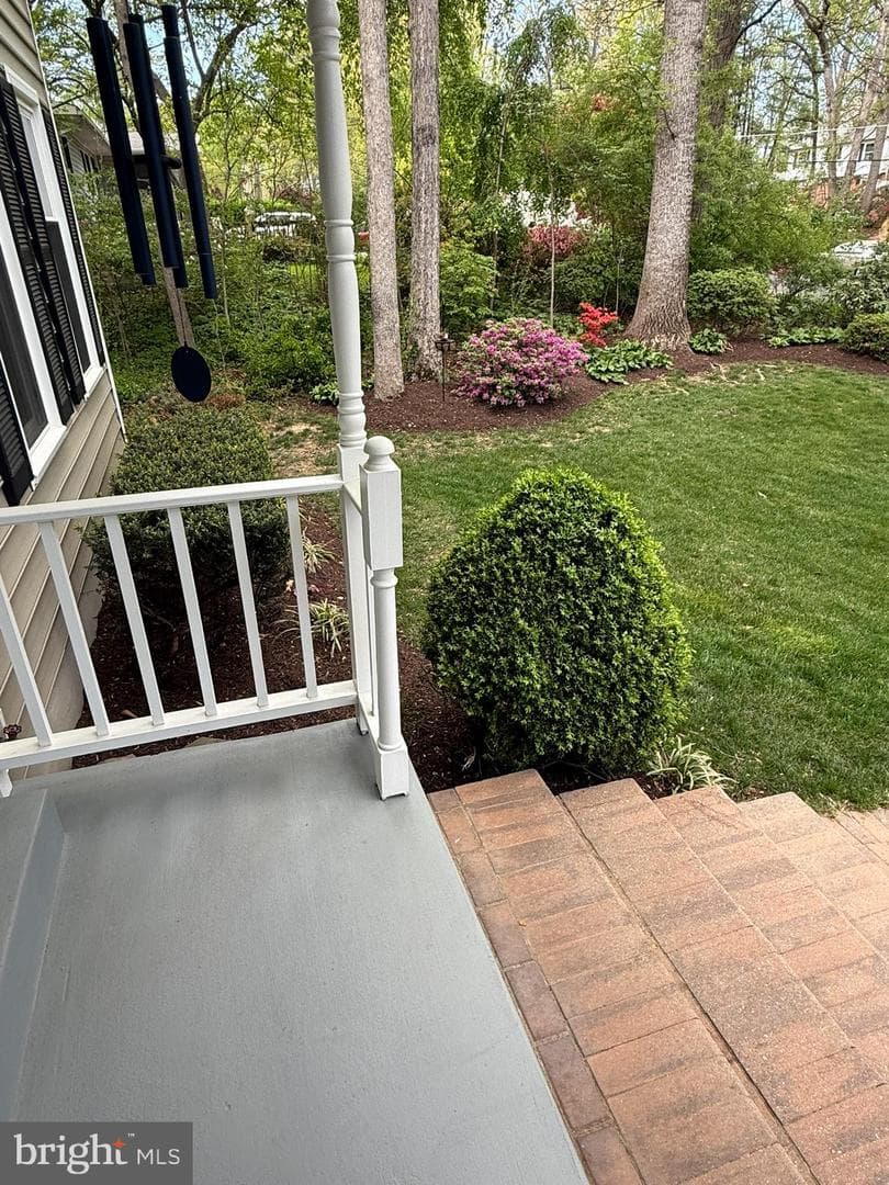 5810 Hall Street photo 8