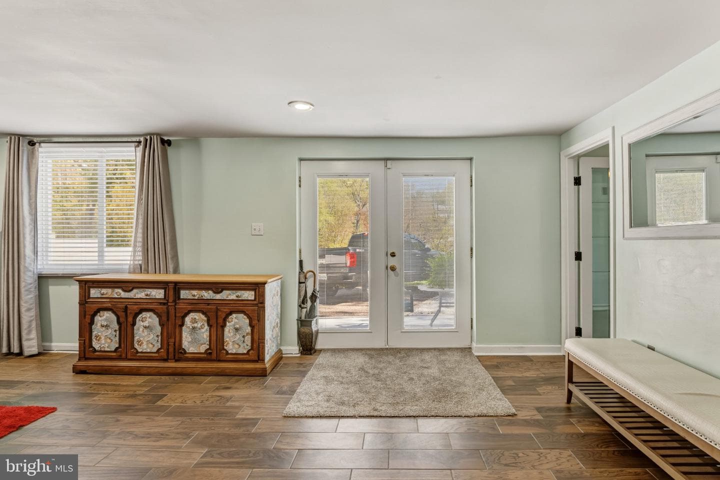 6409 The Parkway photo 19