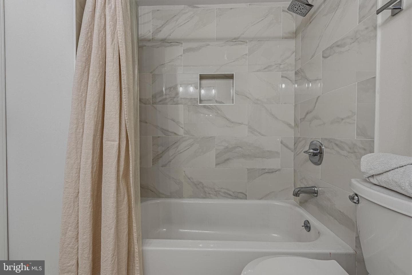 10725 Freds Oak Court photo 24