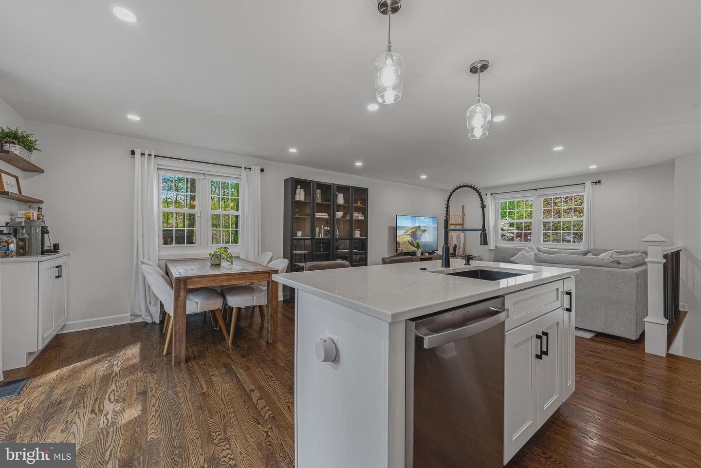 10725 Freds Oak Court photo 8