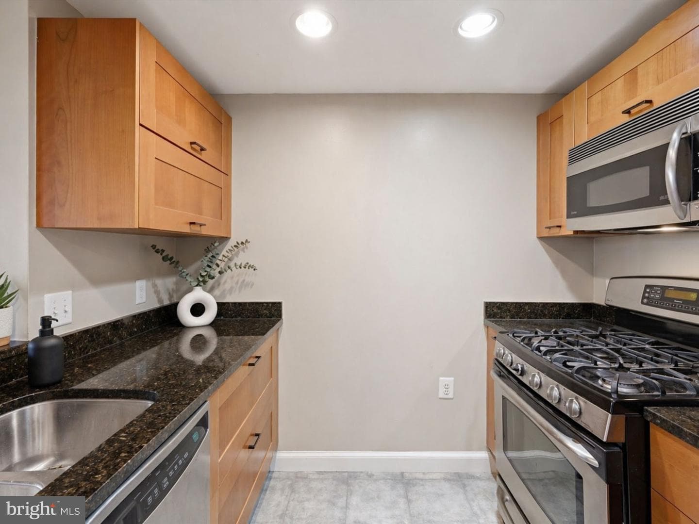 2451 Midtown Ave # 1221 photo 8