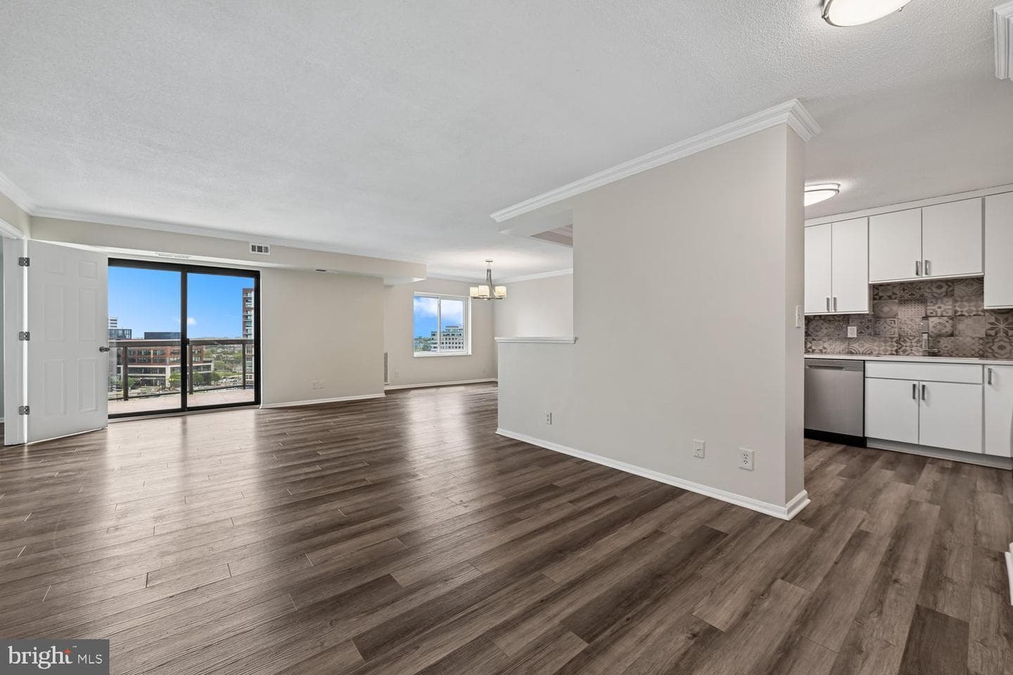 8360 Greensboro Drive #1010 photo 12