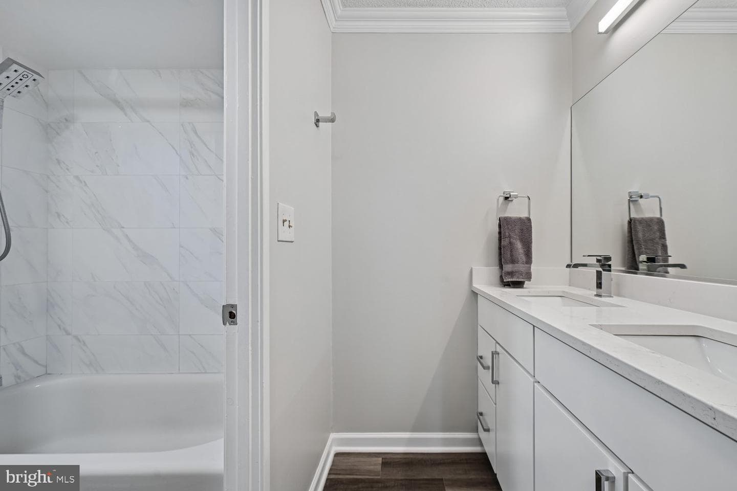 8360 Greensboro Drive #1010 photo 25