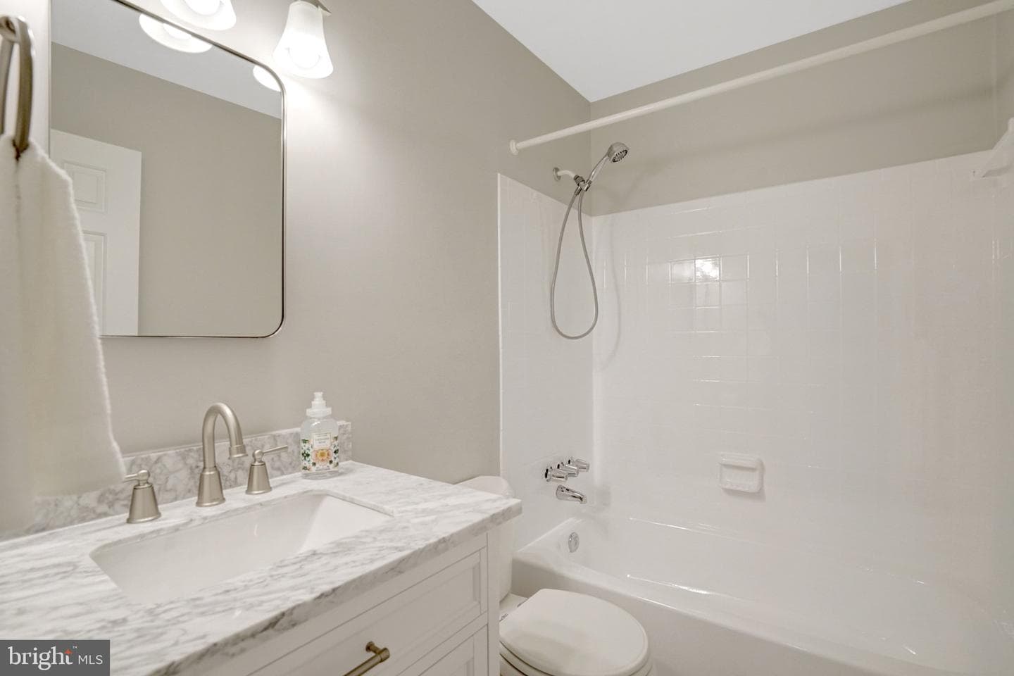 6402 Seven Oaks Court photo 24