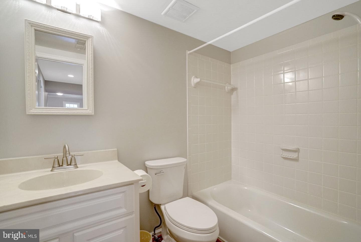 6402 Seven Oaks Court photo 32