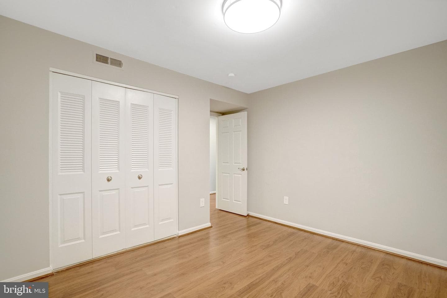 6402 Seven Oaks Court photo 35