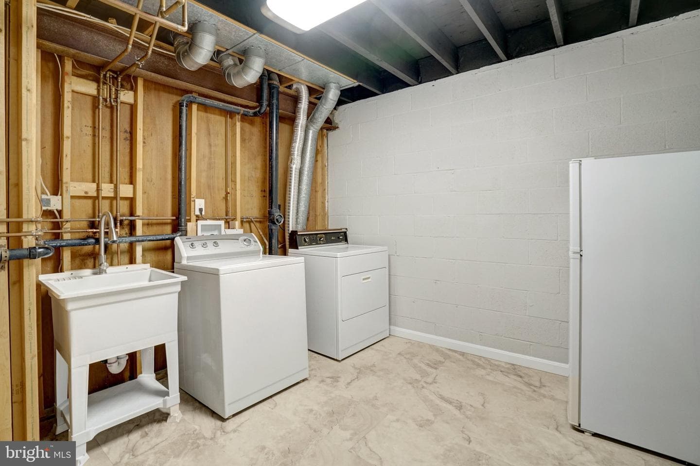 6402 Seven Oaks Court photo 36