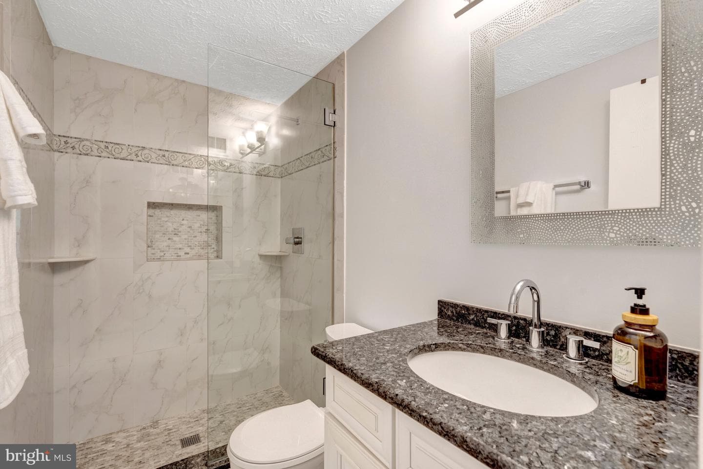 9118 Tiffany Park Court photo 38