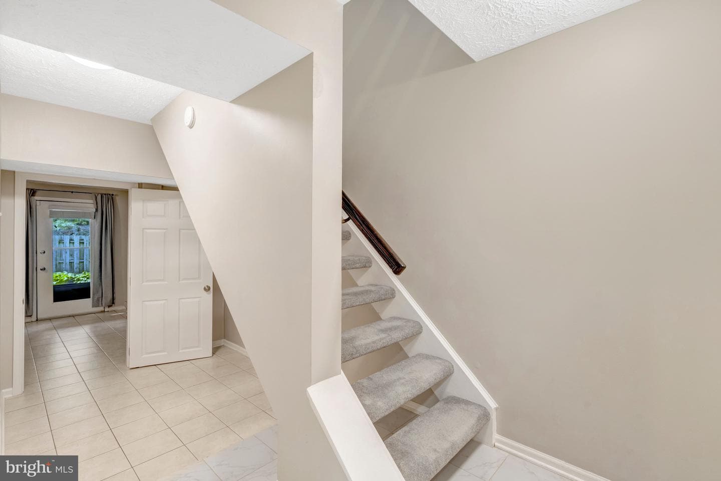 9118 Tiffany Park Court photo 42