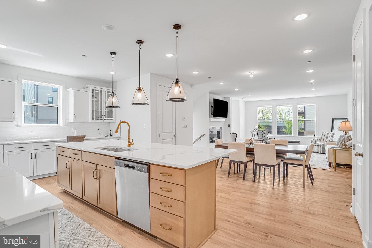 4975 Longmire Way, Chantilly