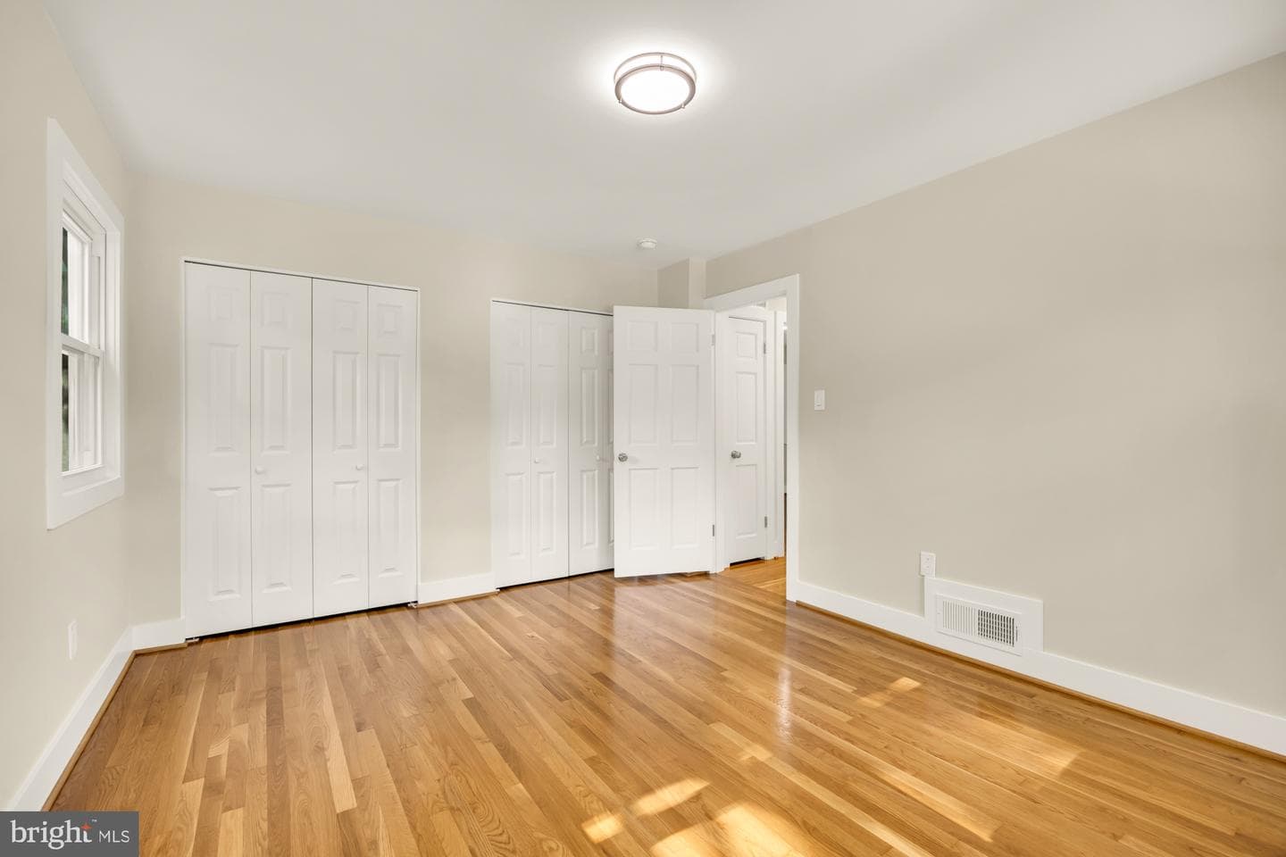 2435 Shenandoah Street photo 29