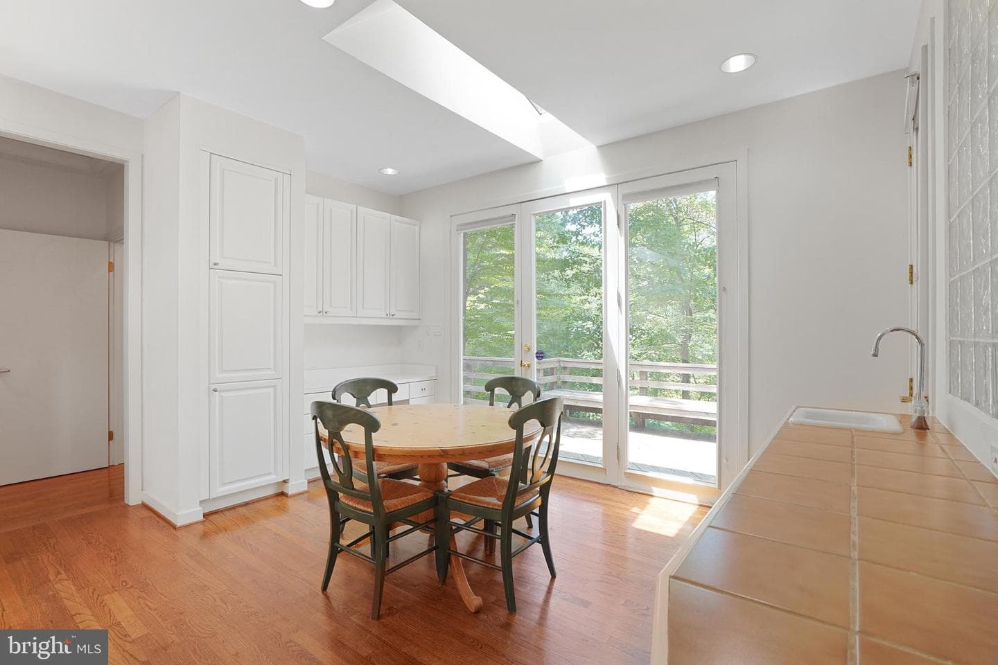 926 Saigon Road photo 23