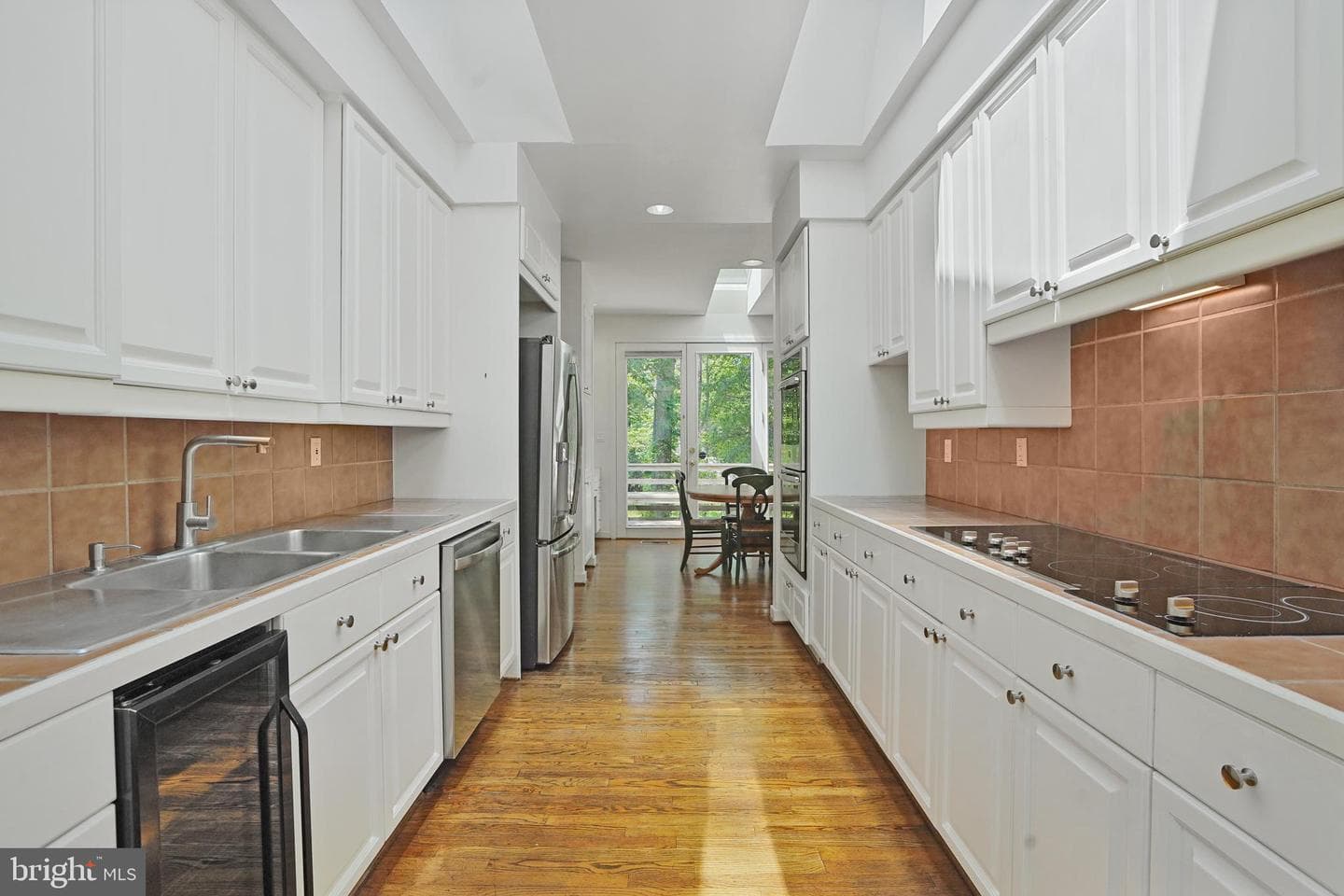 926 Saigon Road photo 26