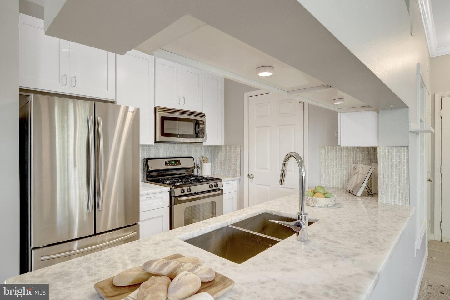12112 Garden Grove Circle #301 photo 16