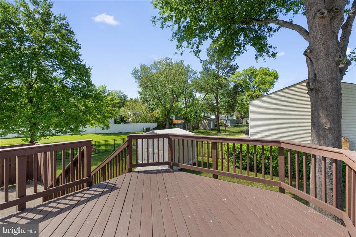 7907 Steadman Street photo 36