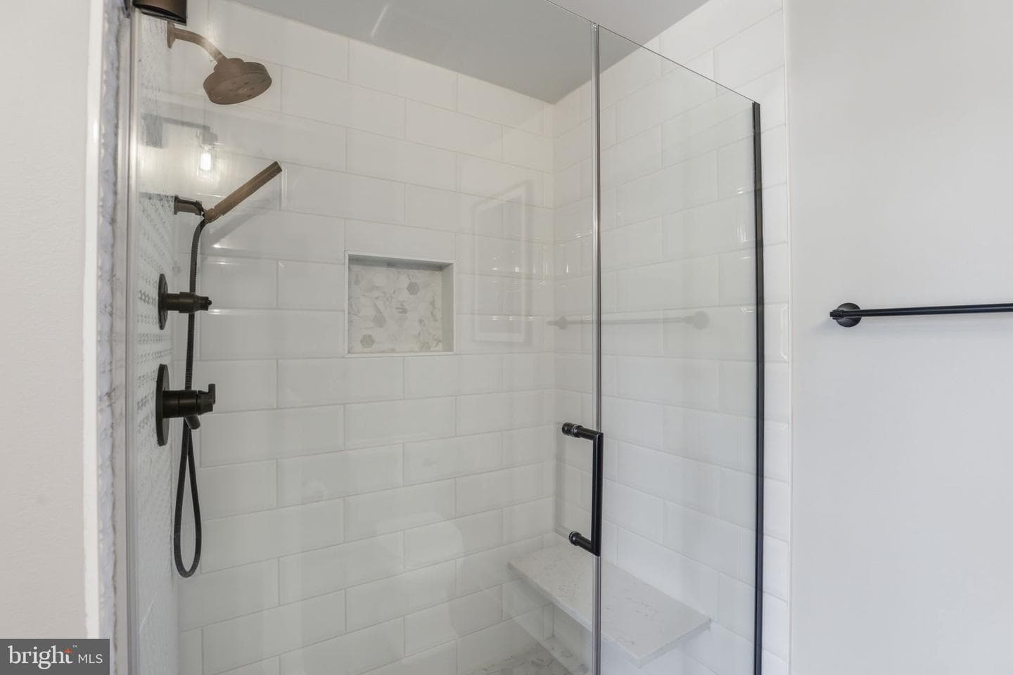 3427 Memorial Street photo 21