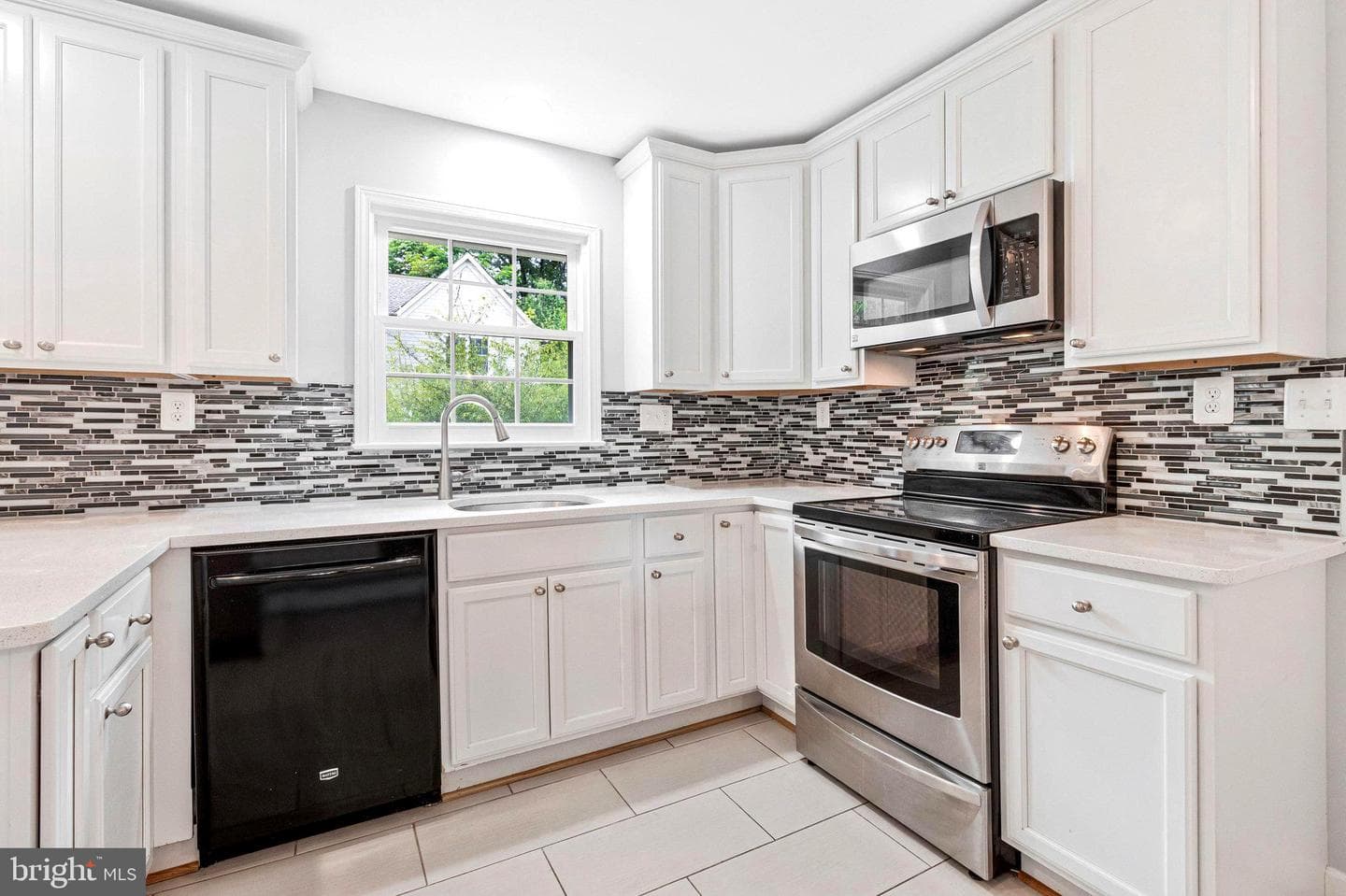 6450 Old Chesterbrook Road photo 14