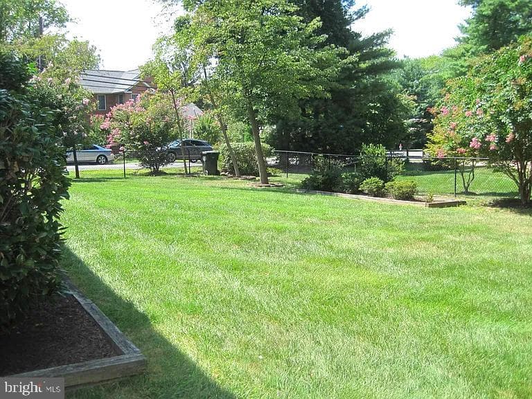 6450 Old Chesterbrook Road photo 19