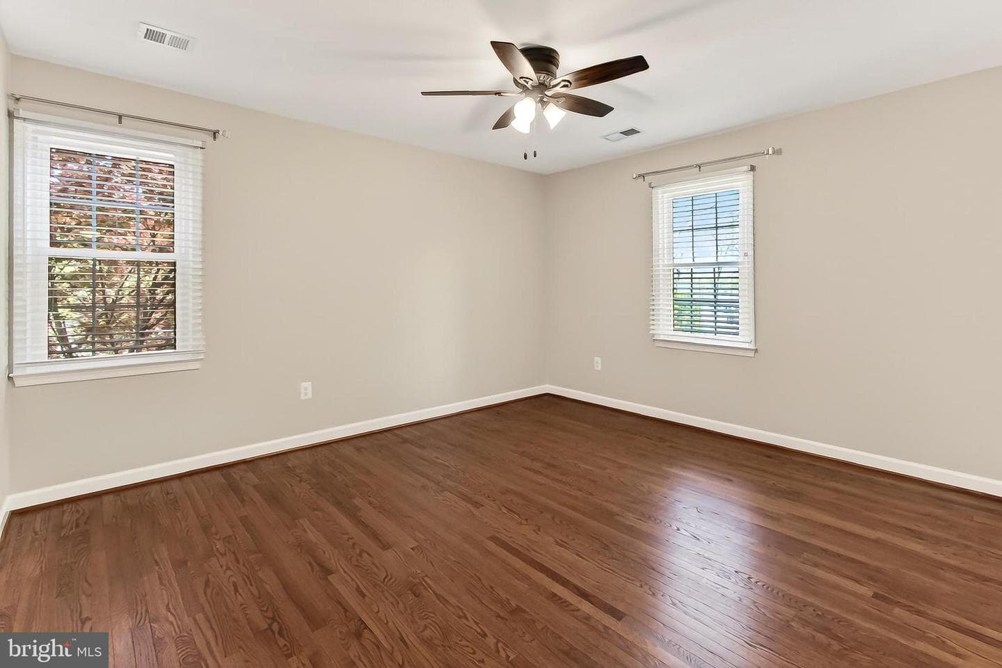 4915 King Solomon Drive photo 28