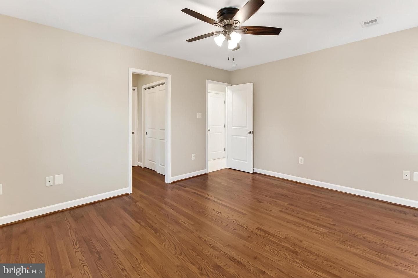 4915 King Solomon Drive photo 30