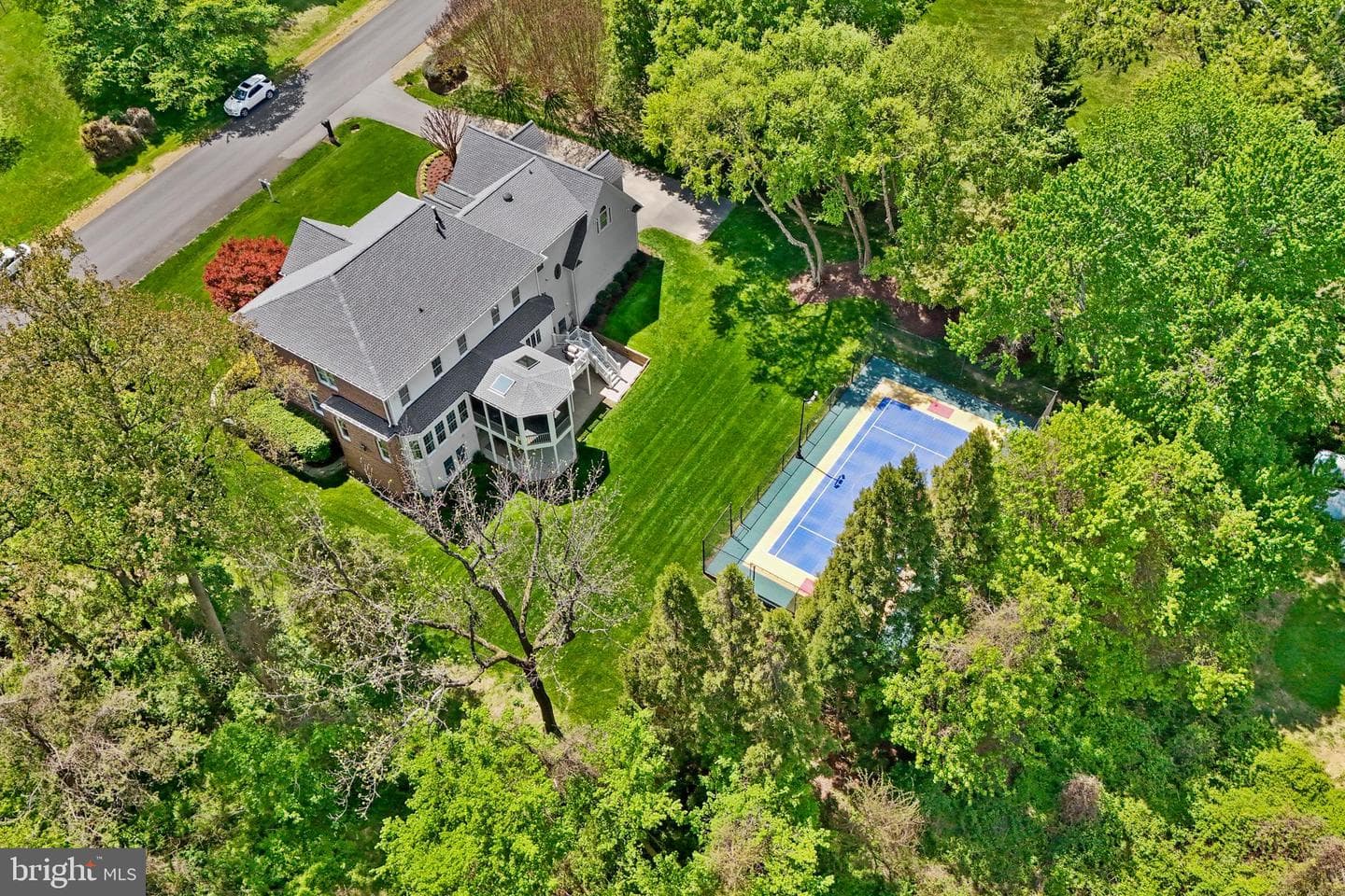 1090 Mill Field Court photo 3