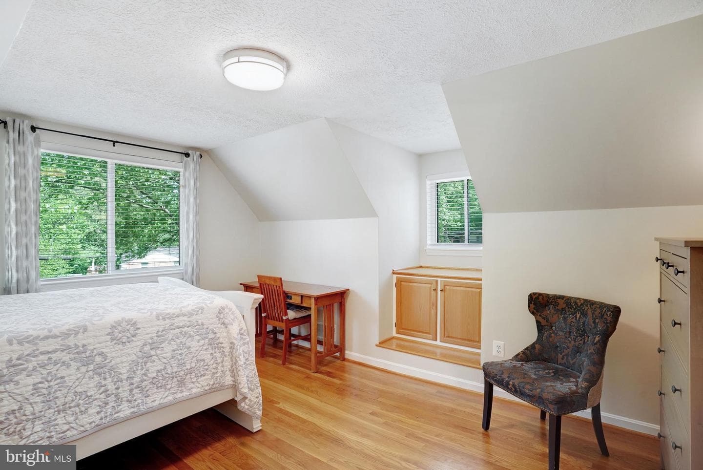 5300 Kings Park Drive photo 33