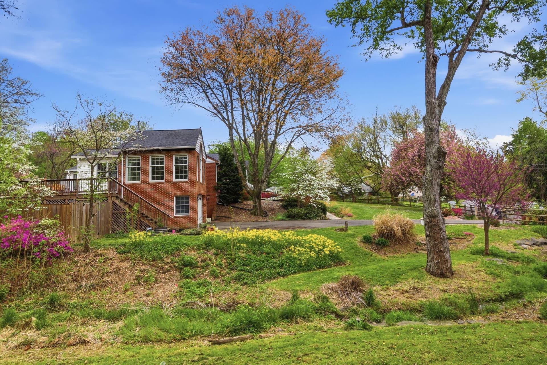 4637 Randolph Drive photo 4