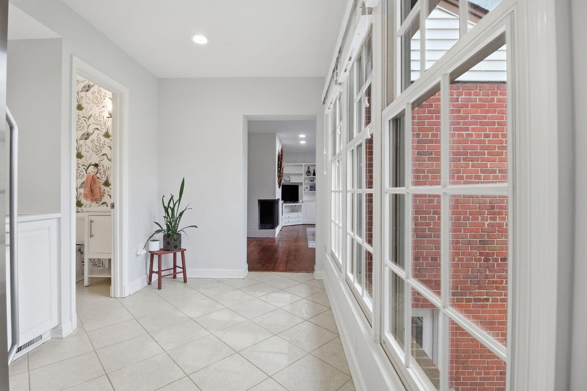 4637 Randolph Drive photo 9
