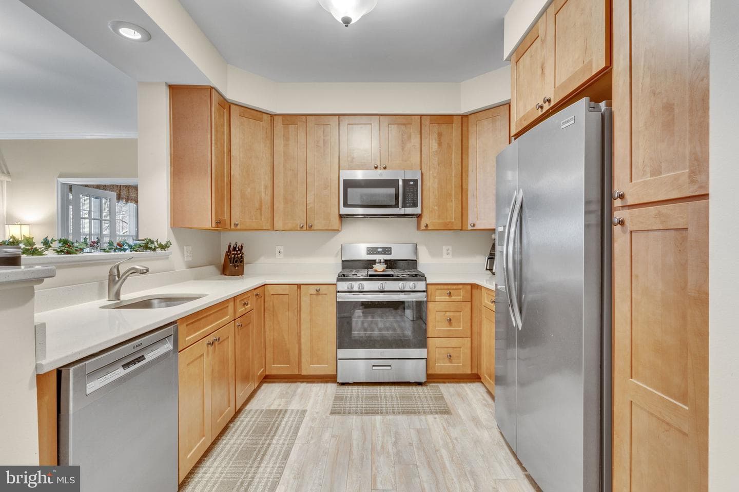 7706 Haynes Point Way #8f photo 10