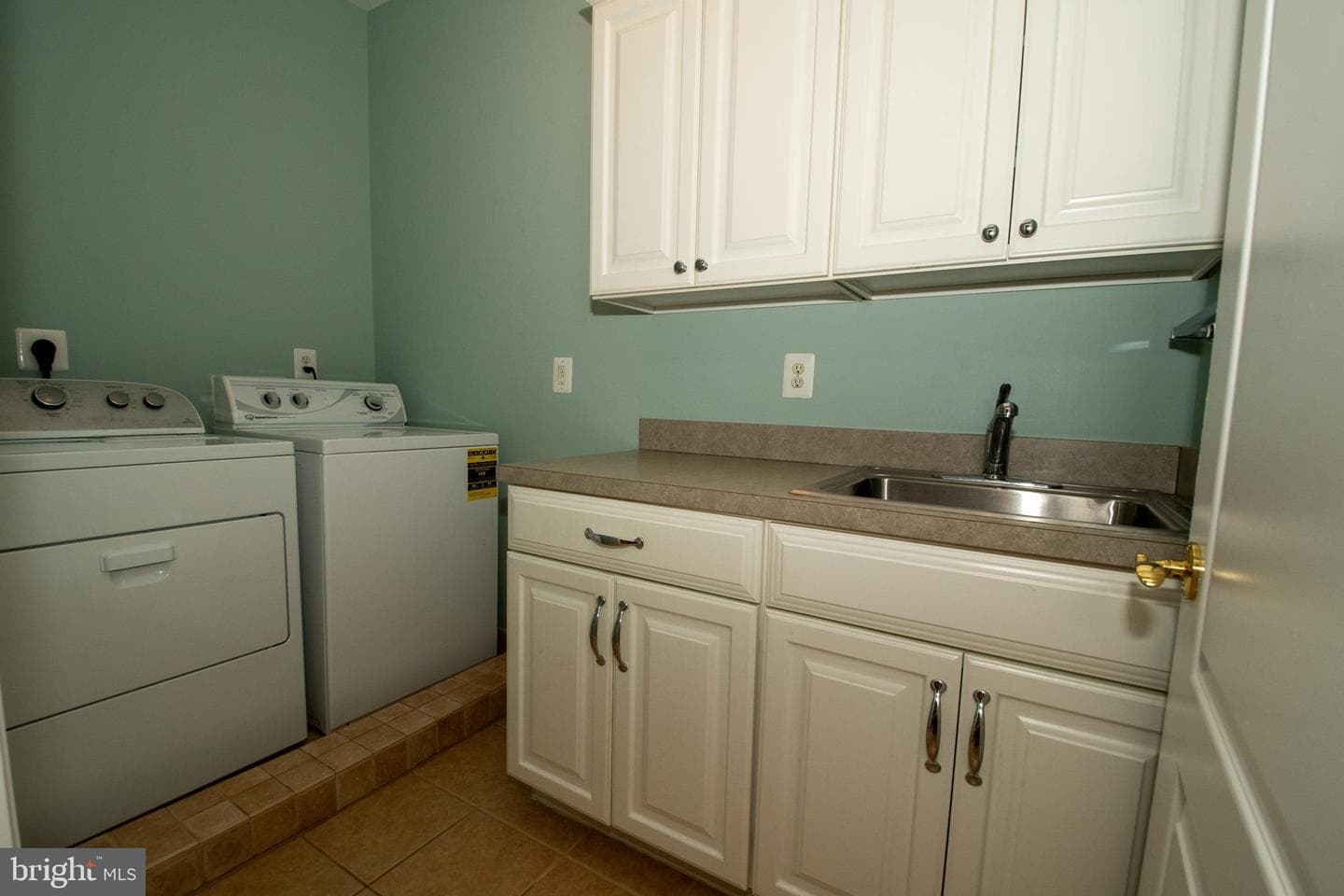 11379 Seneca Knoll Drive photo 36