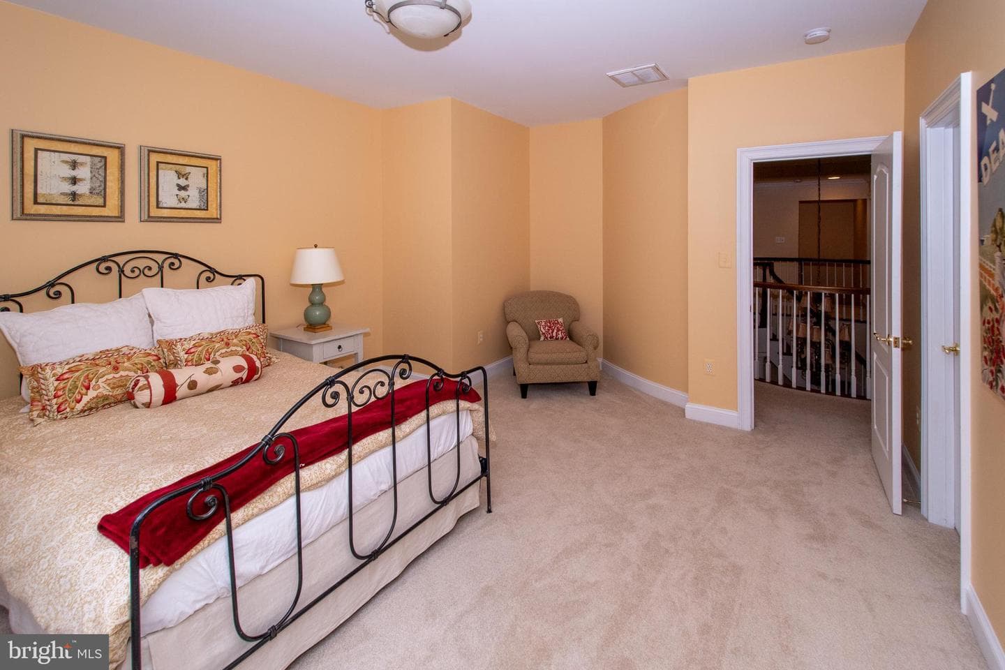 11379 Seneca Knoll Drive photo 37