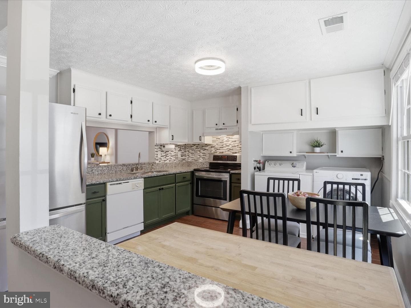 7027 Bryant Towne Court photo 3