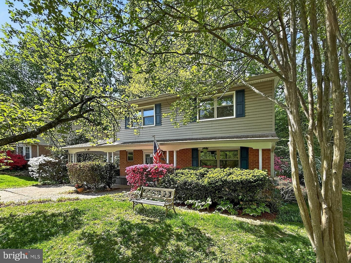 4984 Swinton Dr photo 3