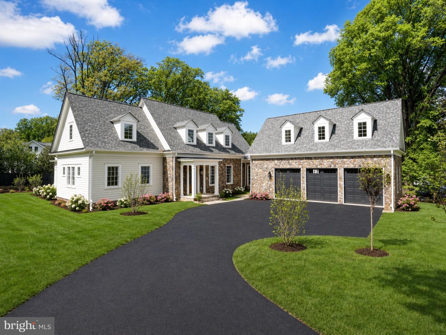 1538 Forest Lane photo 4